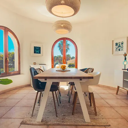 Villa Sea Breeze By Abahana